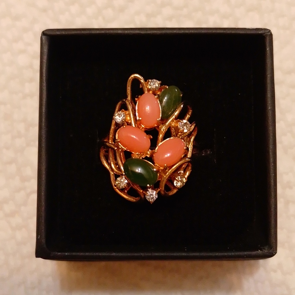 NIB Vintage Semi-Precious Gem Stone Gold Ring
